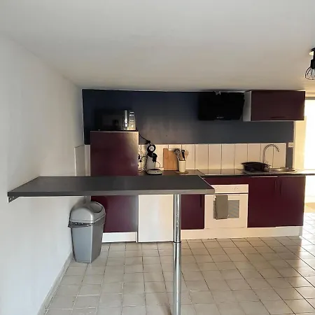 Апартаменты Brownie Aulnoy-lez-Valenciennes